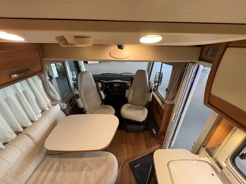 Hymer Exsis-I 474 zonnepaneel / bearlock  foto: 11