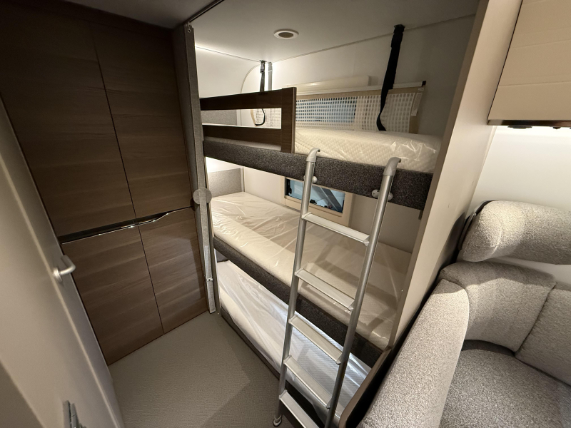 Adria Alpina 663 PT Nieuw - Actie model  foto: 12