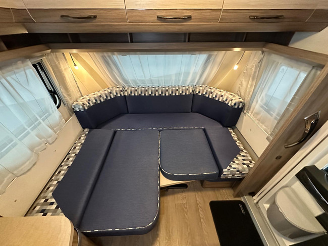 Hobby De Luxe 460 LU photo : 6