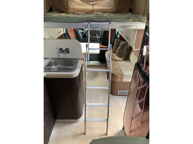 ROLLER Team T-line 255 Drop-down bed Air conditioning Cruise Air suspension 6 berths photo: 18