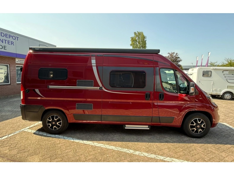 Pössl 2Win Plus 600 T9 AUT 160PK Euro6  foto: 1