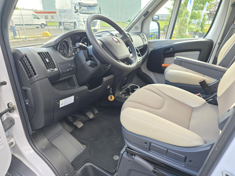 Adria Twin 640 SLX 2016 top staat  foto: 7