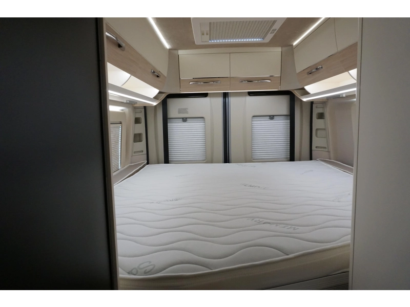 Eura Mobil Van 635 HB Hefdak - el.hefbed 1e eig  foto: 19