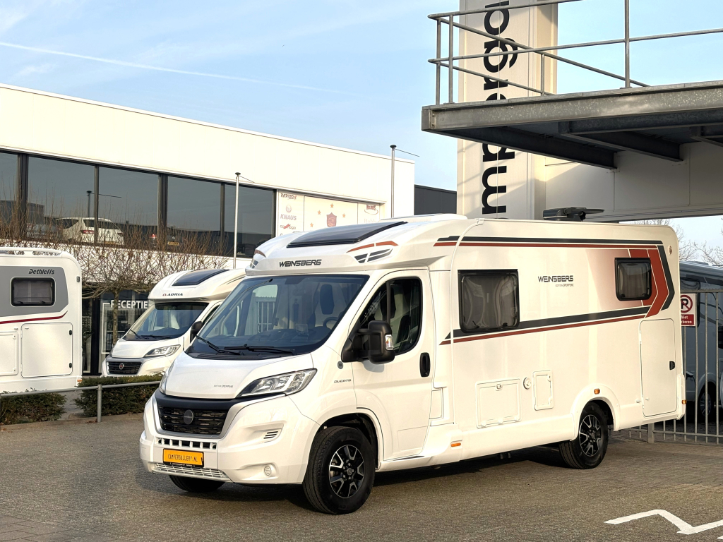 Weinsberg CaraCompact Pepper 600 MEG ENKELE BEDDEN FIAT 8  foto: 3