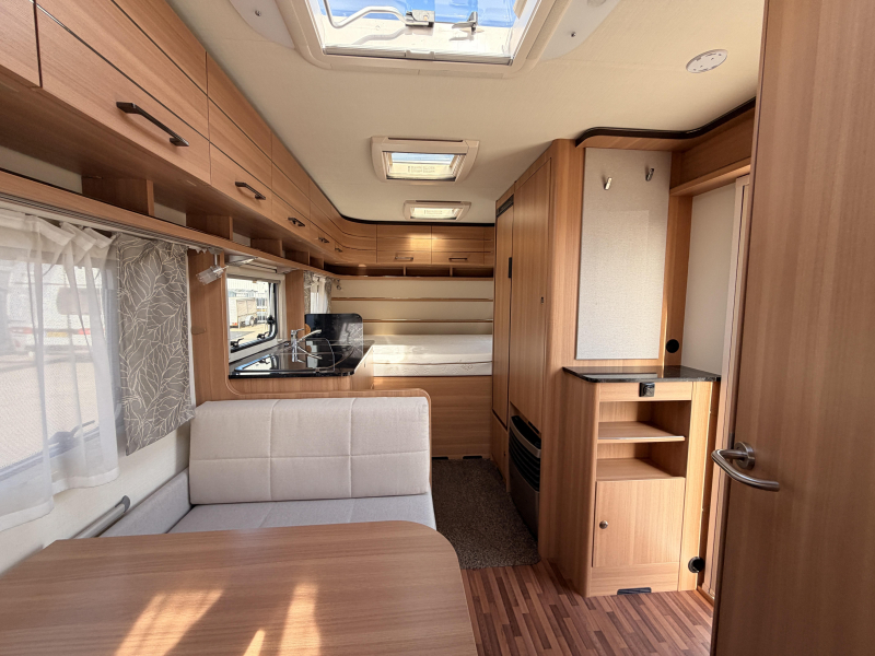 LMC Style 410 D Mover+Markise+Fahrrad+Vorzelt Foto: 6