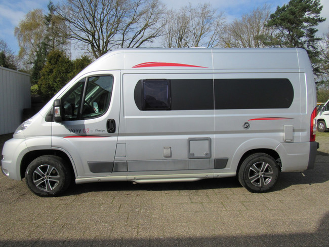 Challenger VANY 02 S Prestige Kastenwagen Festbett Bj12-2012 Foto: 2