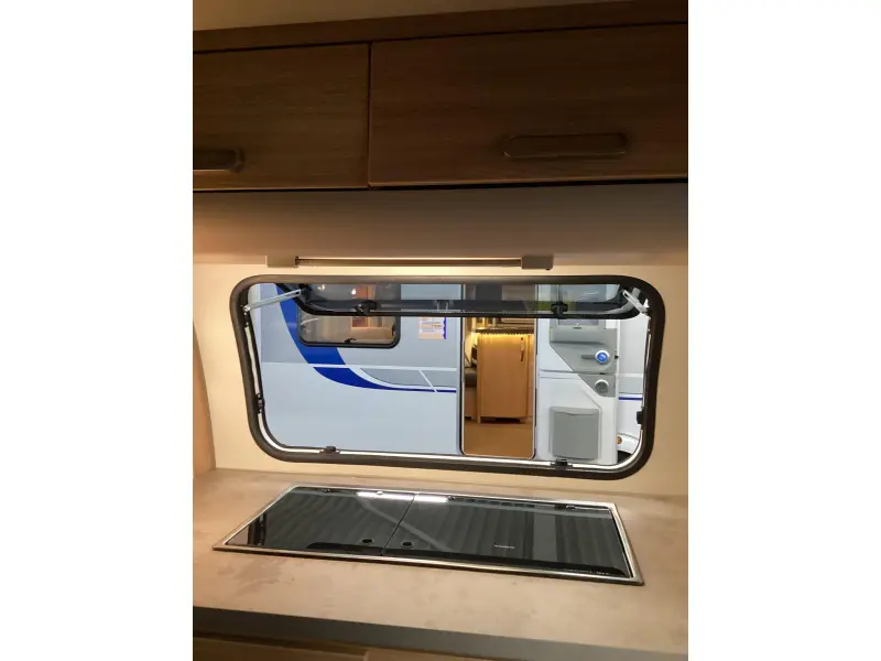 T@B Metropolis 320 RS model 2026 