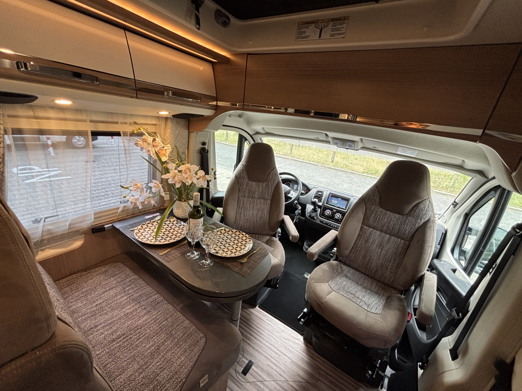 Carthago Malibu 600 LE ENKELE BEDDEN + HEFDAK 9T AUTOMAAT  foto: 1