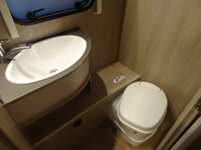 Bürstner Premio Life 430 TS foto: 10