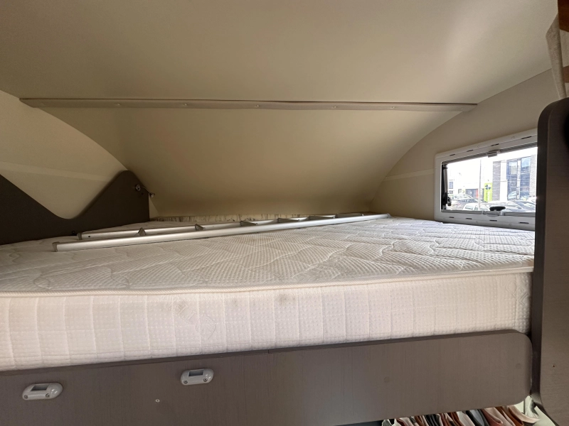 McLouis Glamys 322 Fiat 6-Persoons Stapelbed  foto: 16