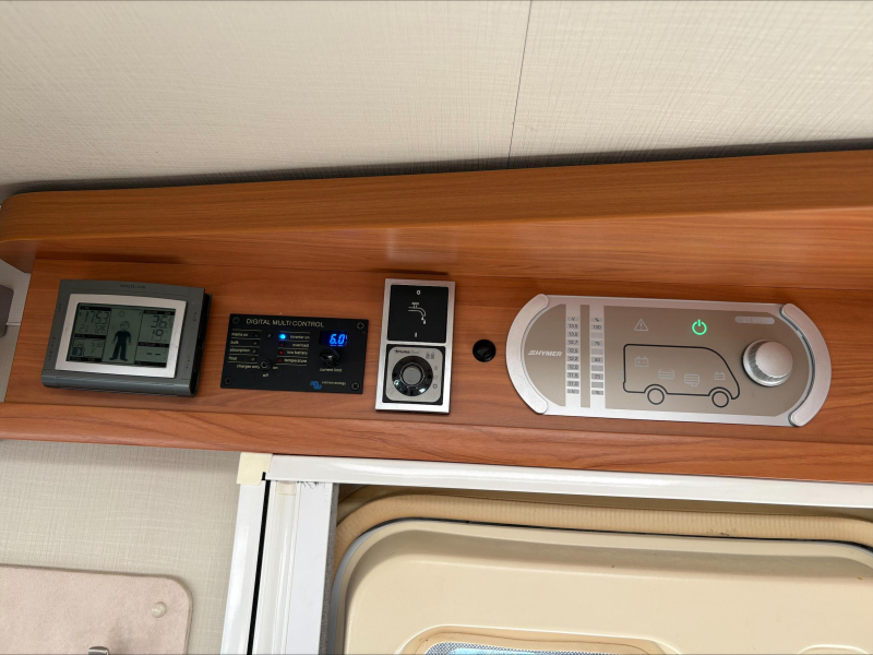 Hymer Exis-i 678 zeer compleet  foto: 12