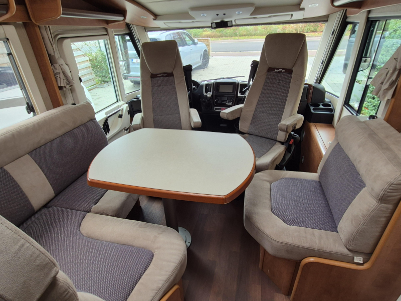 Carthago C-Tourer I 149 LE AUT 150PS 2016 TWINBED Foto: 8
