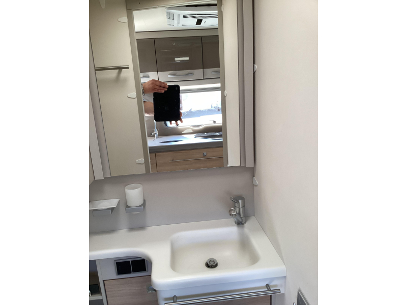 Dethleffs Nomad 530 DR Airco/awning photo: 11