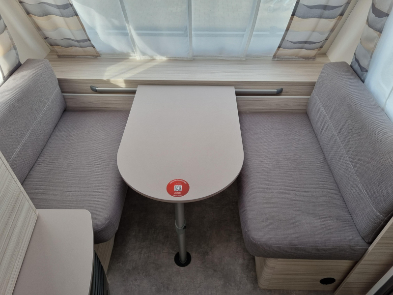 Dethleffs C'Joy 460 LE Active - Lits jumeaux ! photo : 5
