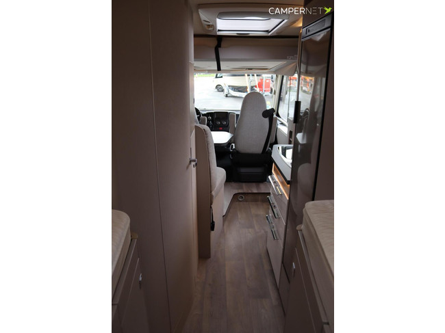 Hymer Exsis-I 580 Pure | 165cv | Camas longitudinales | Panel solar | Portabicicletas Thule | Cama abatible | Toldo Thule | 6.99M | foto: 19