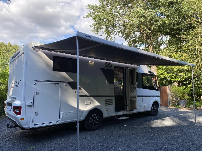 Adria Sonic Plus 700 DC Automaat | Dakairco Level  foto: 7