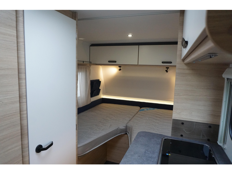 Caravelair Alba 462 peso m&aacute;ximo 1050/1300 kg foto: 18