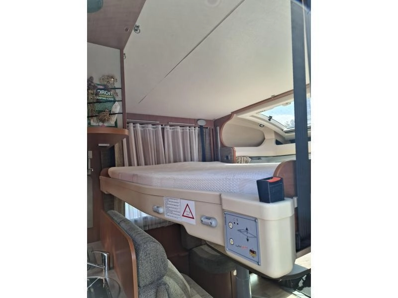 Chausson Sweet MAXI 670 130PK Hefbed Airco  foto: 18