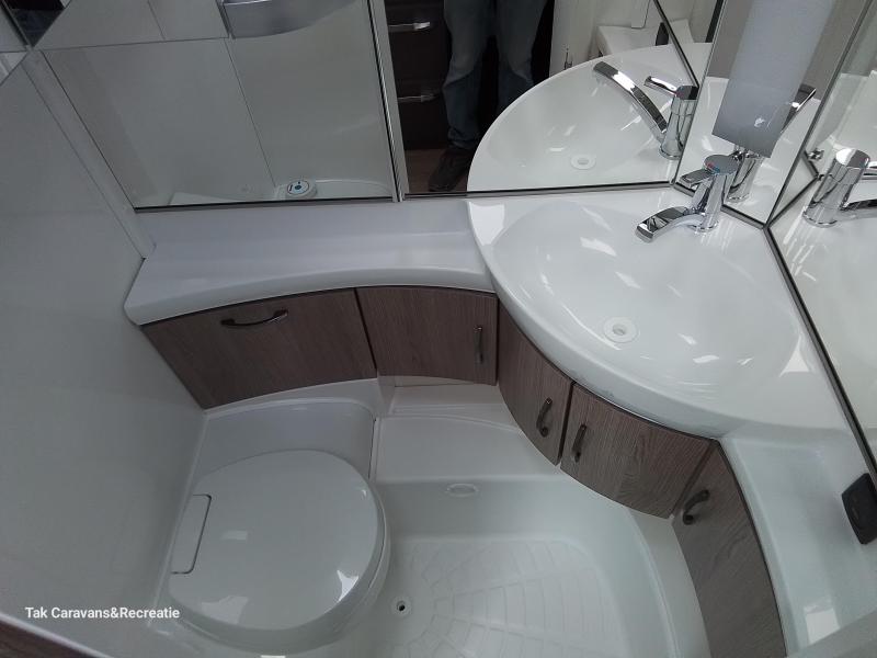 Hobby Ontour 460 DL lengte bedden  foto: 9