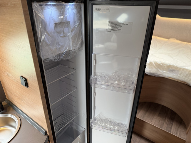 Knaus Live Wave 650 MEG Black Select foto: 19