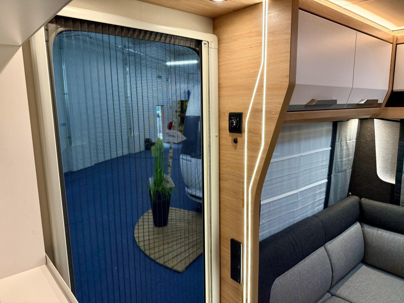 Knaus Sudwind Black Selection 450 FU modeljaar 2026  foto: 23