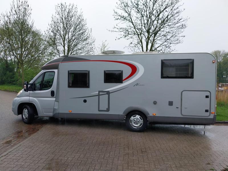 Bürstner Nexxo 728 G enkele bedden, trekhaak  foto: 8