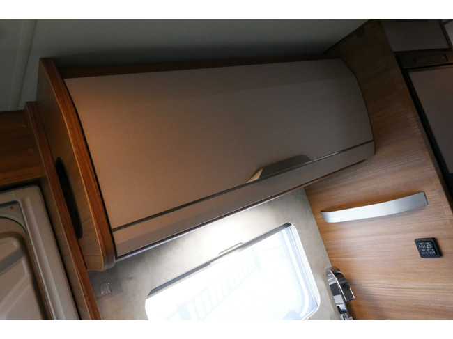 Knaus VAN Ti Vansation 650 MEG 140 PS Euro 6 Fiat Ducato **Einzelbetten/Satelliten-TV/Navi/Kamera/Nur 15.360 km/1. Besitzer/Wie neu Foto: 20