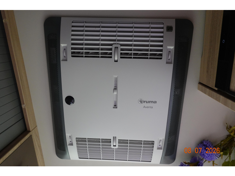 Knaus Platinum Selection 650 MEG Level + 2x aire acondicionado + aire foto: 19
