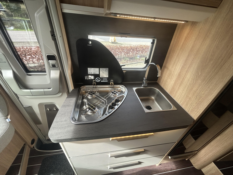 Knaus Sky Wave 60 Years 650 MEG Airco 230V, Zonnepaneel  foto: 12