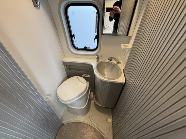 Adria Twin 640 SLX Enkele bedden 6.40m foto: 19