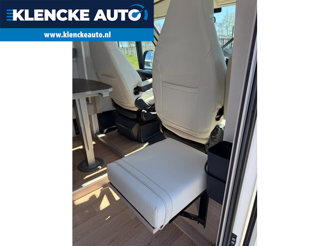 RAPIDO C55 NIEUWSTAAT Dak-airco 26.961km Enkele bedden Lithium Accu's Zonnepaneel 2x airco Trekhaak foto: 12