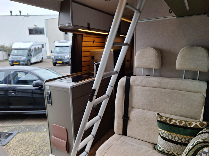 Hymer Grand Canyon S 600 4 PERSONAS+TECHO ELEVABLE-170CV foto: 9