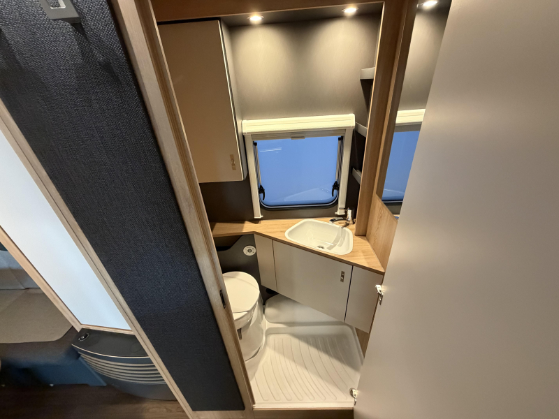 Knaus Sport 500 EU lits jumeaux photo : 9