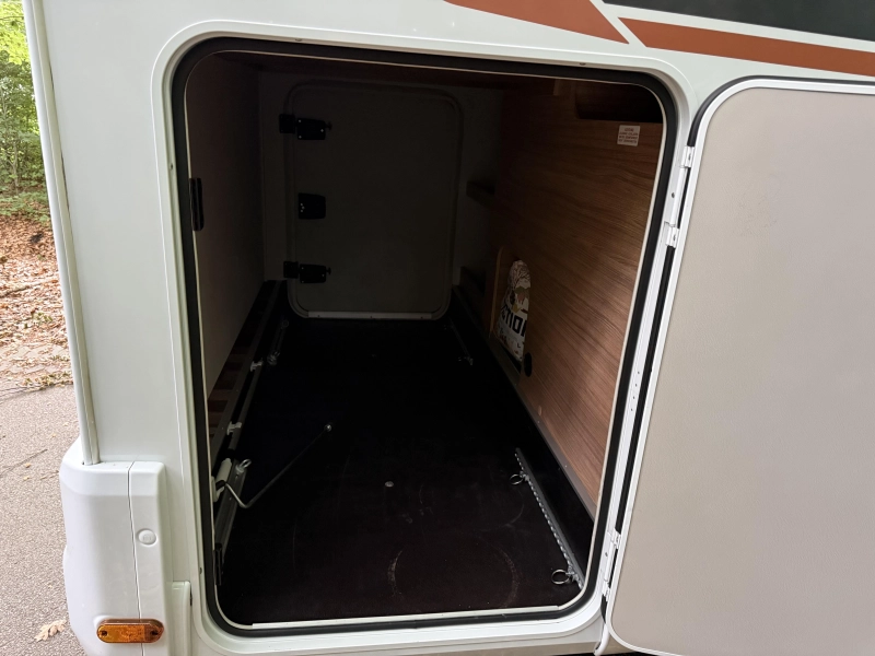 Weinsberg CaraCompact Pepper 600 MEG Enkele Bedden Airco 2024  foto: 7