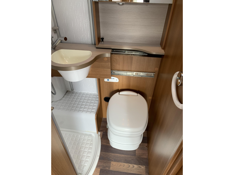 Knaus Van TI 600 ME -Enkele bedden-compact  foto: 10