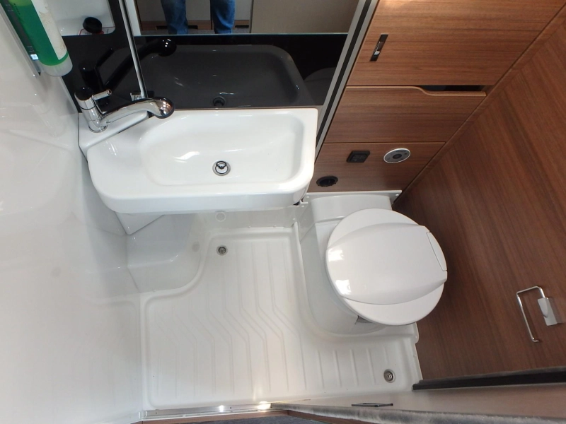 Knaus Van TI Vansation 650 MEG NIEUWSTAAT  foto: 22