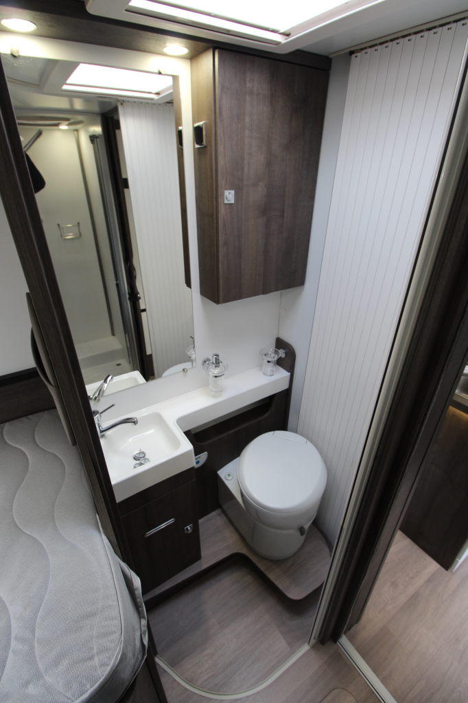 Benimar Cocoon 463 Nord hautokapp. foto: 10