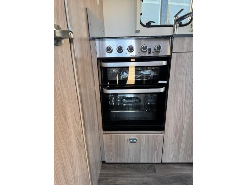 Oferta Sprite Mondial 420 SE camas individuales foto: 20