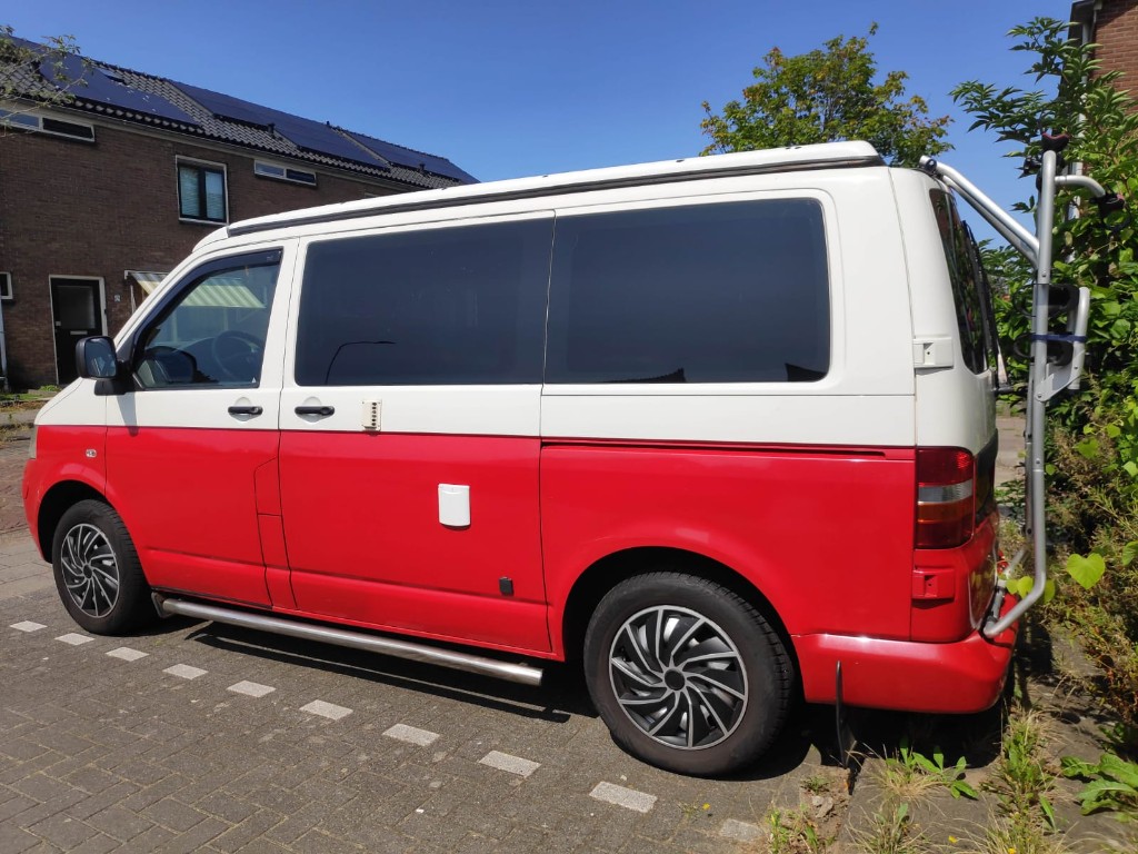 VOLKSWAGEN TRANSPORTER D 128 KW AUT. foto: 2