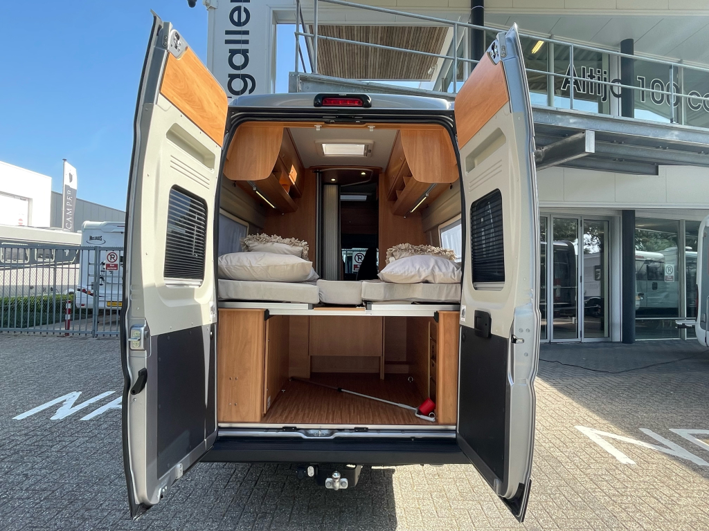 pössl ROADCRUISER XL ENKELE BEDDEN VERHOOGD TREKHAAK foto: 18