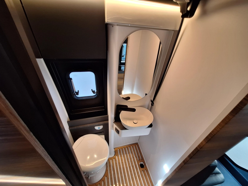Adria Super-Twin 700 SGX 4x4 190cv Alde4000D litio foto: 21