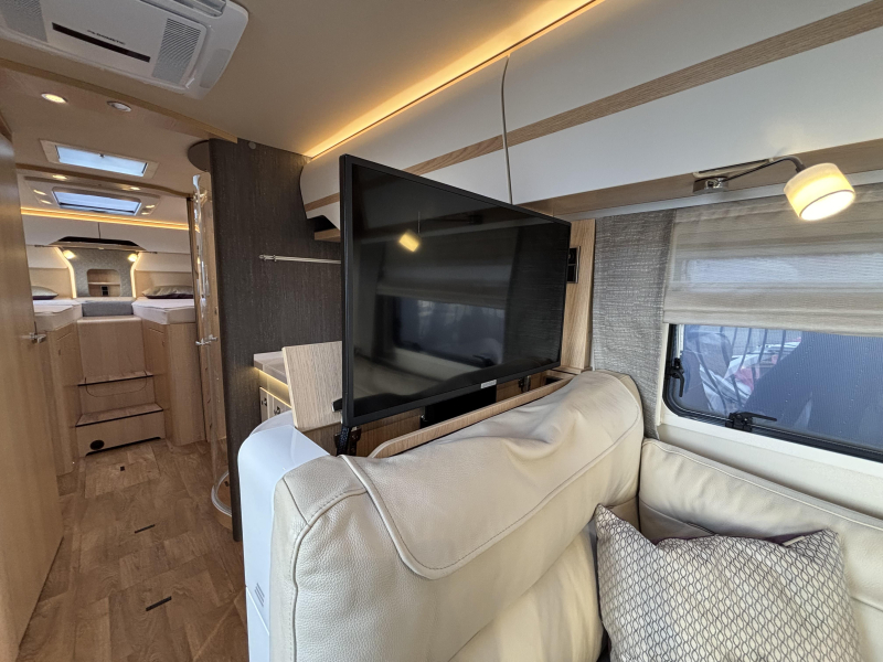 Hymer B ML I 880 Airco, schotel, automaat  foto: 11
