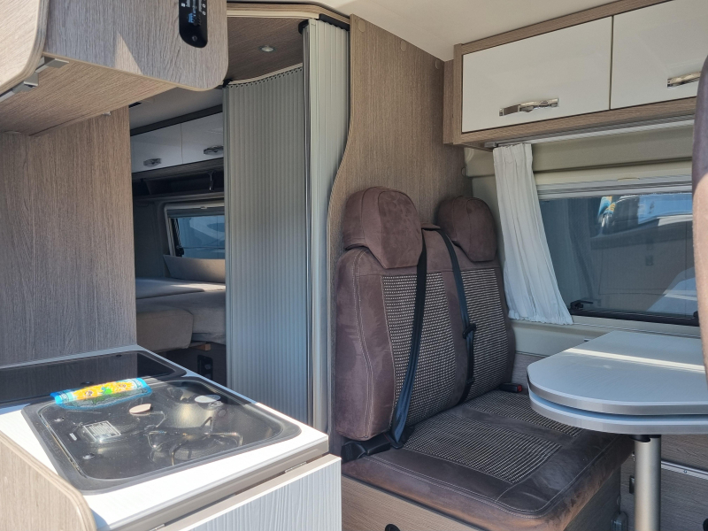 P&ouml;ssl Roadcruiser 640 Top condition, low mileage photo: 9