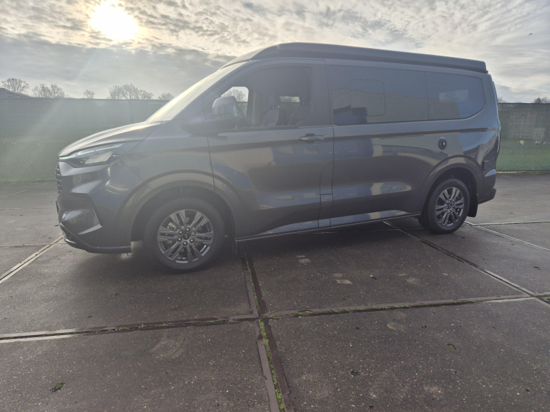 Ford Nugget Tourneo Custom 2025 foto: 4