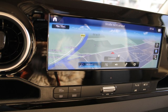 Volledig luchtgeveerde Hymer B ML I 780 9 G Tronic Automaat 170 pk Mercedes 417 CDI (53  foto: 20