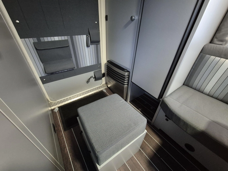 Knaus Sport and Fun 480 QL mover, air conditioning, air tent photo: 21