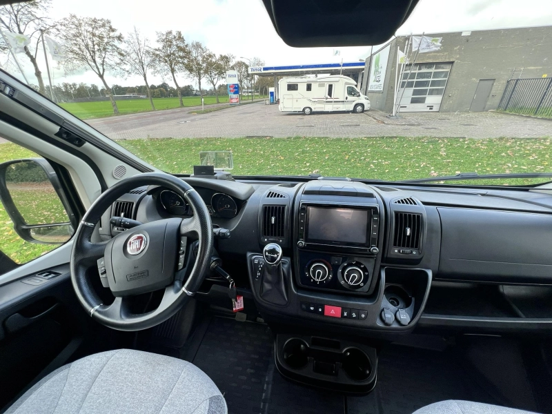 Knaus Van I 5,99 meter 9T automaat  foto: 12