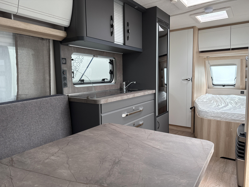 Hobby De Luxe 460 UFE Model 2026  foto: 7