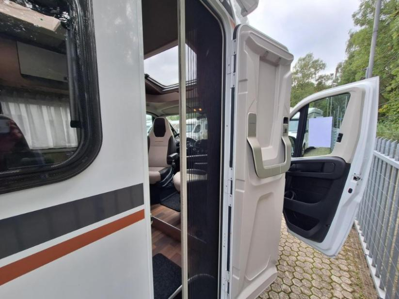 Weinsberg CaraCompact 600 MEG - BTW VERREKENBAAR!  foto: 5