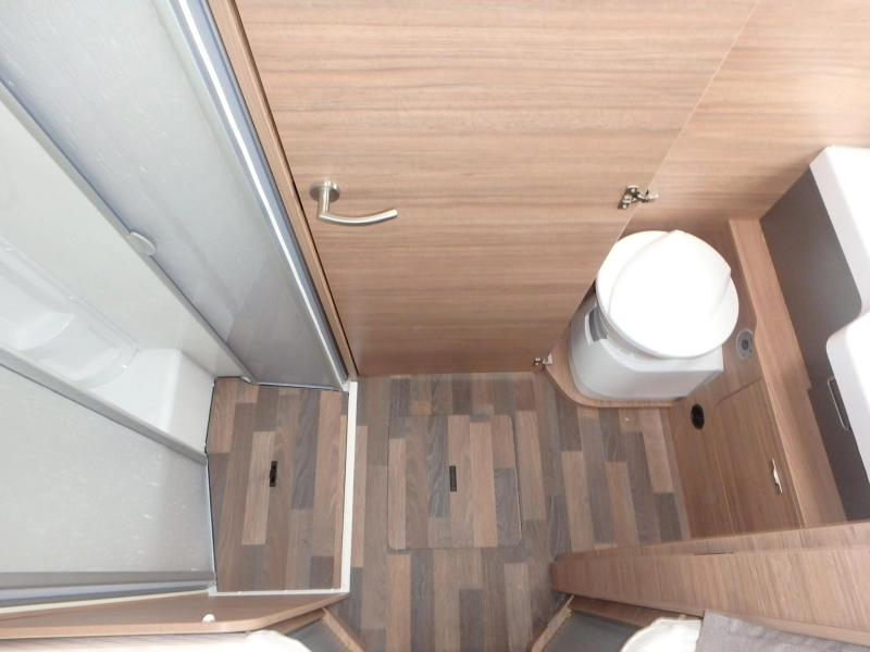 Weinsberg CaraSuite 700 ME foto: 20